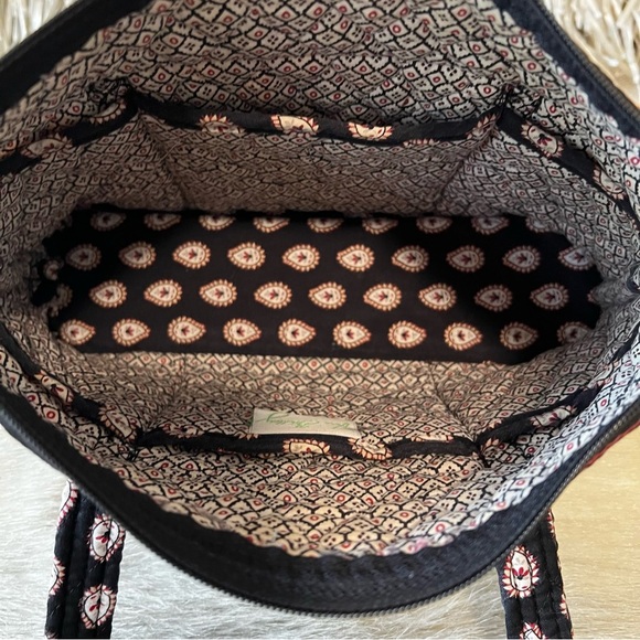 Vintage VERA BRADLEY Classic Black 2006 Little Betsey Red White Floral Zipper - Picture 11 of 14
